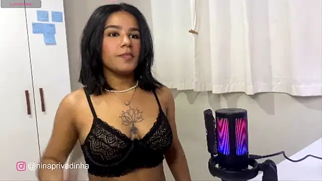 Snapshot of ninapego chatting on February 2025 11:43:01 PM ninapego online show from February 2025 11:43:01 PM
