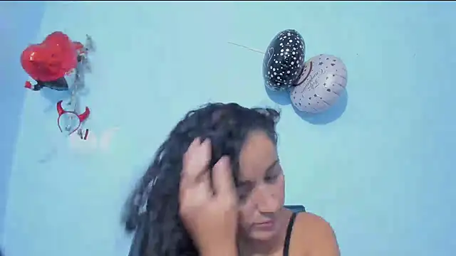 Snapshot of _luna__sweet_ chatting on November 2025 07:57:01 PM luna sweet online show from November 2025 07:57:01 PM