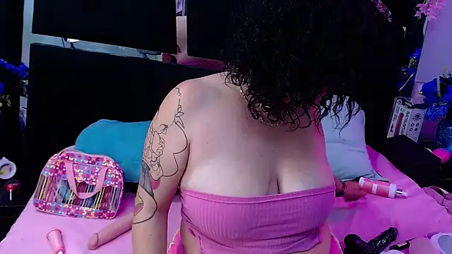 Snapshot of Cocoo_Nuth chatting on March 2025 07:24:02 AM Cocoo Nuth online show from March 2025 07:24:02 AM