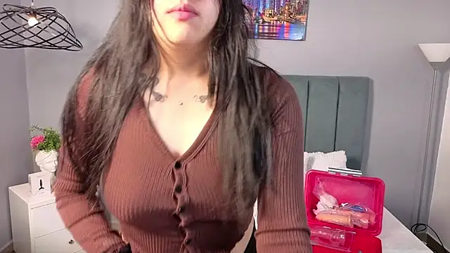 Snapshot of Alli_cooper chatting on April 2026 03:18:02 PM Alli cooper online show from April 2026 03:18:02 PM