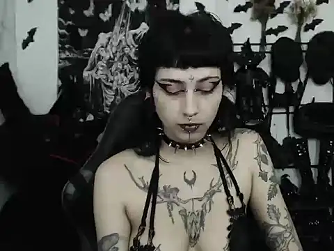 n0sferatus   online show from May 2026 01:54:01 AM