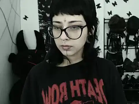 n0sferatus   online show from February 2026 11:20:02 AM