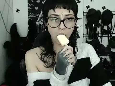 n0sferatus   online show from February 2026 03:50:01 AM