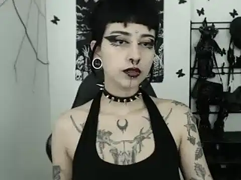 n0sferatus   online show from October 2025 11:51:02 AM