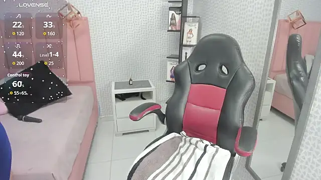 CATIAJONES online show from May 2026 07:50:02 PM
