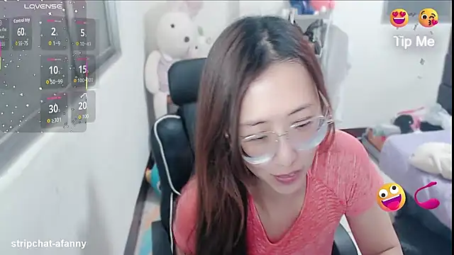 aFanny online show from May 2026 02:10:01 PM
