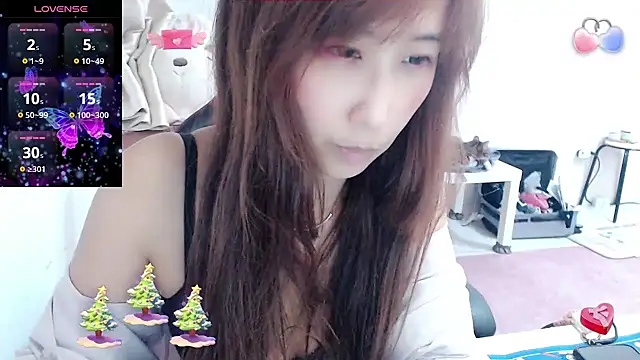 aFanny online show from March 2025 02:30:01 PM