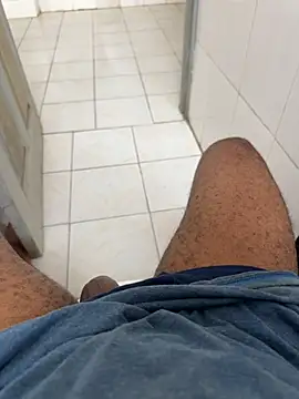 Black-mamba-madingo online show from November 2025 10:59:02 AM