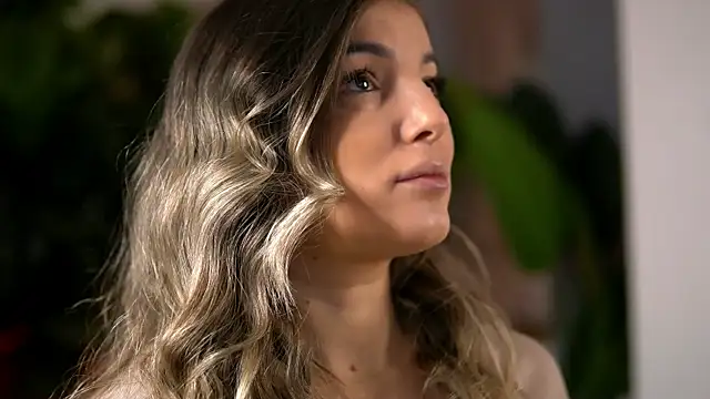 KellyMathews online show from April 2026 02:08:01 AM