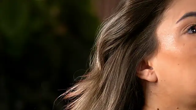 KellyMathews online show from April 2026 02:18:01 AM