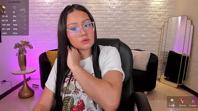 AmberLewis  online show from October 2025 02:56:01 AM