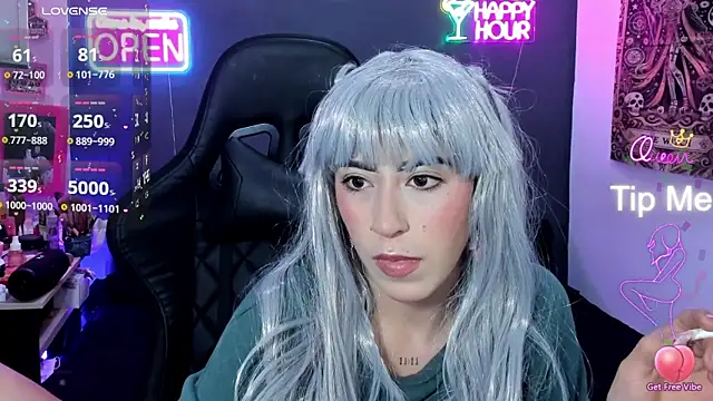 chaymae nah  online show from April 2026 03:21:02 AM