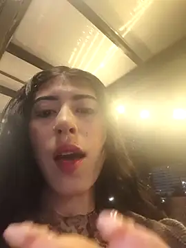 chaymae nah  online show from April 2026 12:34:01 AM