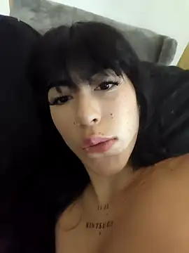 chaymae nah  online show from March 2026 10:39:01 PM