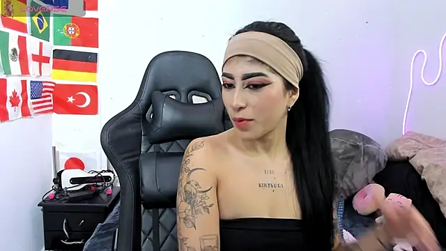 chaymae nah  online show from July 2026 12:49:02 PM