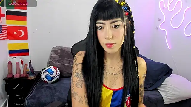 chaymae nah  online show from July 2026 09:07:02 PM