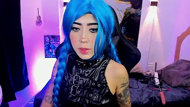 chaymae nah  online show from March 2026 01:24:01 PM