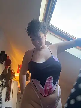 Snapshot of rafamarianoofc chatting on November 2025 01:10:02 PM rafamarianoofc online show from November 2025 01:10:02 PM