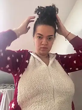 Snapshot of rafamarianoofc chatting on March 2025 10:02:01 AM rafamarianoofc online show from March 2025 10:02:01 AM