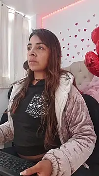 ameliefederline11 online show from February 2026 06:05:02 PM