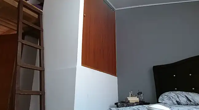 Emilia 1995 online show from March 2025 12:39:02 PM