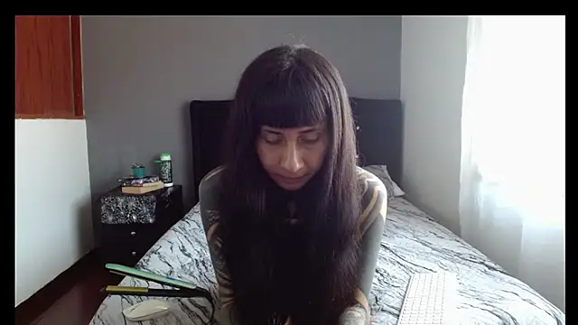 Emilia 1995 online show from March 2026 01:09:02 PM