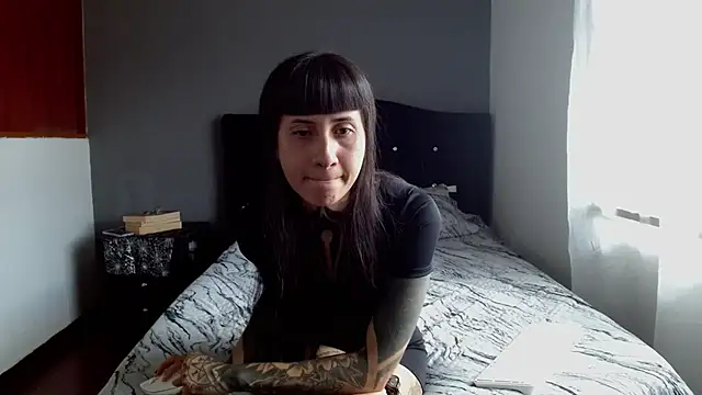 Emilia 1995 online show from July 2026 07:32:02 PM