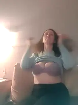 Evelina cute online show from November 2025 05:57:02 PM