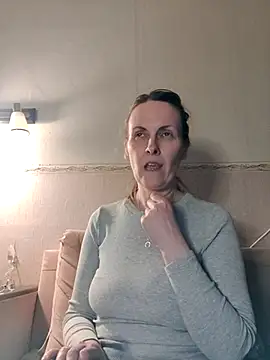 Evelina cute online show from March 2026 05:17:02 PM