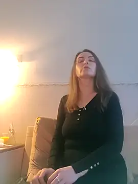 Evelina cute online show from February 2026 02:39:02 PM