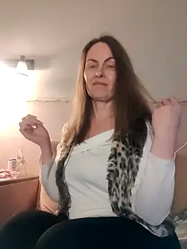 Evelina cute online show from February 2026 03:35:02 PM