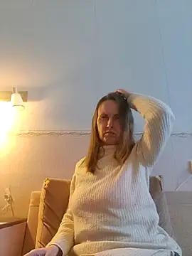 Evelina cute online show from February 2026 02:25:01 PM