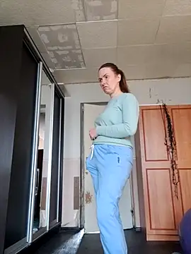 Evelina cute online show from November 2025 10:10:02 AM