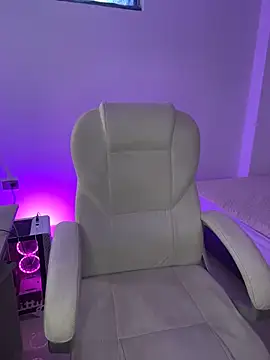 nyna 1 online show from January 2026 08:34:01 PM