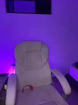 nyna 1 online show from April 2026 01:57:01 AM