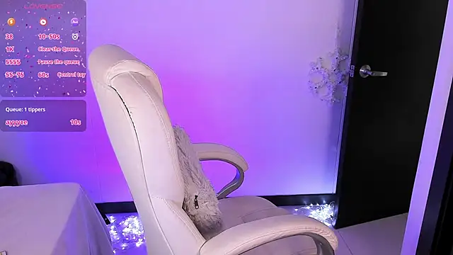 nyna 1 online show from February 2025 10:10:02 PM