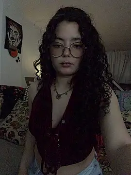 Antoniart  online show from April 2026 03:08:01 AM