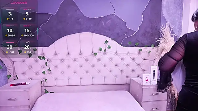 AmberGreyy  online show from February 2026 01:43:02 PM