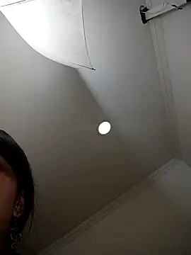 AmberGreyy  online show from April 2026 06:37:02 PM