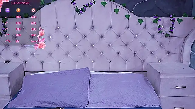 Snapshot of AmberGreyy_ chatting on April 2026 05:11:01 PM AmberGreyy online show from April 2026 05:11:01 PM