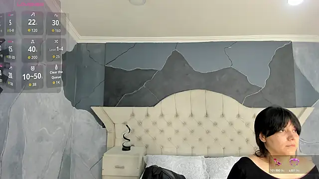 AmberGreyy  online show from September 2025 04:47:01 PM