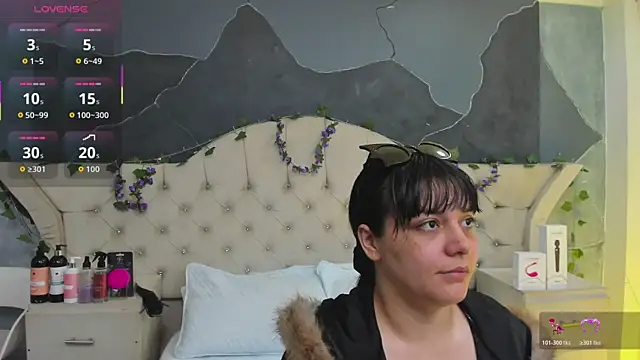 AmberGreyy  online show from February 2026 01:41:02 PM