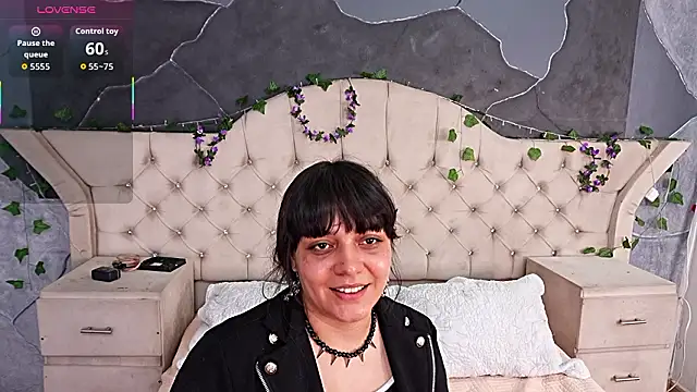 AmberGreyy  online show from February 2026 05:02:01 PM