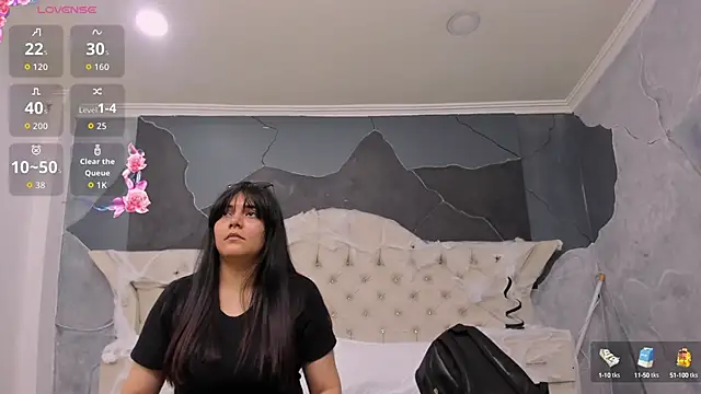 AmberGreyy  online show from October 2025 05:25:02 PM