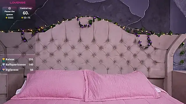 AmberGreyy  online show from April 2026 02:34:01 PM