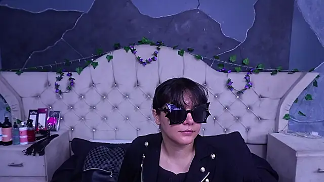 AmberGreyy  online show from March 2026 02:08:02 PM