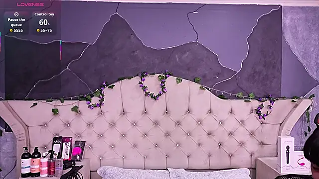 AmberGreyy  online show from February 2026 05:10:01 PM