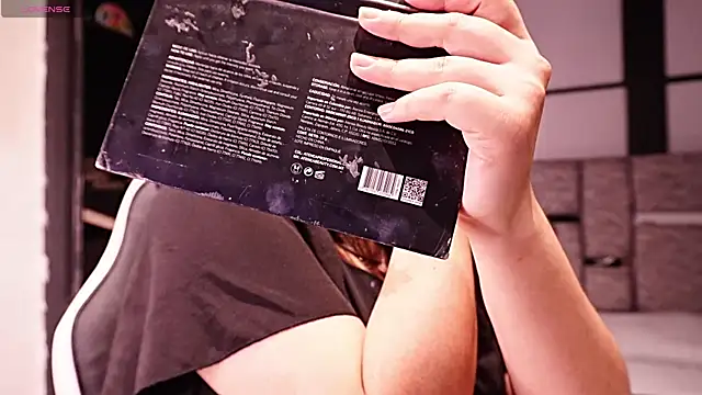 AmberGreyy  online show from June 2026 06:35:02 PM