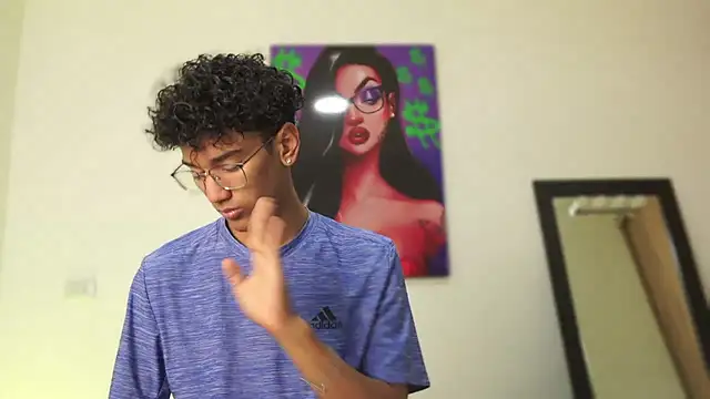 harrytwink18 online show from December 2024 01:17:01 PM