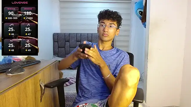 harrytwink18 online show from September 2025 03:10:02 PM